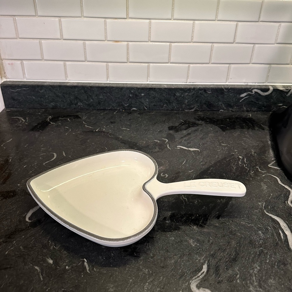 Le Creuset Heart-Shaped White Skillet - 6 inches